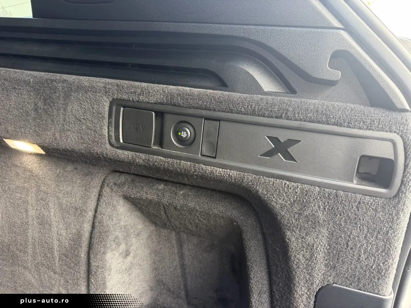 BMW X5 xDrive30d M SPORT PANO AHK KAMERA HUD LM22 HK