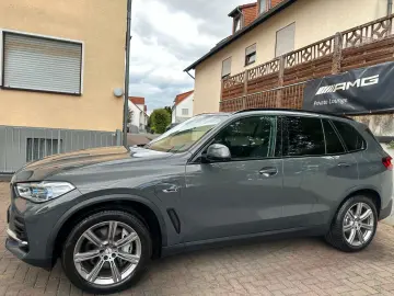 BMW X5 xDr45e AHK Sitzklima Laser H&K DA-Prof 360