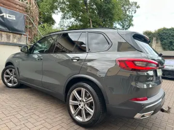 BMW X5 xDr45e AHK Sitzklima Laser H&K DA-Prof 360