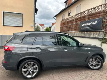 BMW X5 xDr45e AHK Sitzklima Laser H&K DA-Prof 360