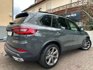 BMW X5 xDr45e AHK Sitzklima Laser H&K DA-Prof 360