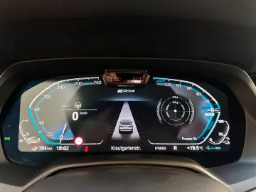 BMW X5 xDr45e AHK Sitzklima Laser H&K DA-Prof 360