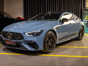 Mercedes-Benz AMG GT-S 63 SE PERFORMANCE