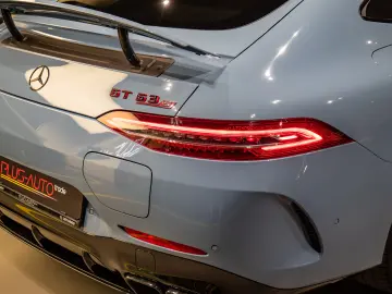 Mercedes-Benz AMG GT-S 63 SE PERFORMANCE