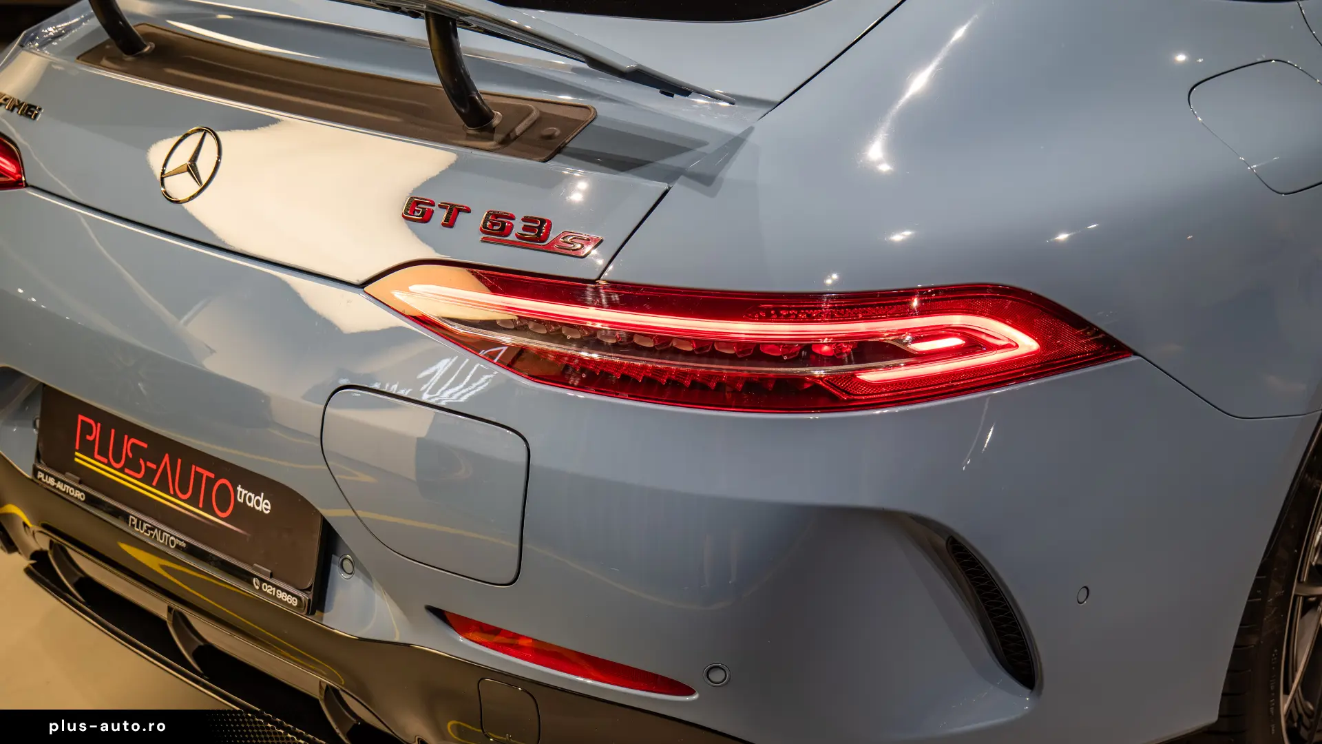 Mercedes-Benz AMG GT-S 63 SE PERFORMANCE