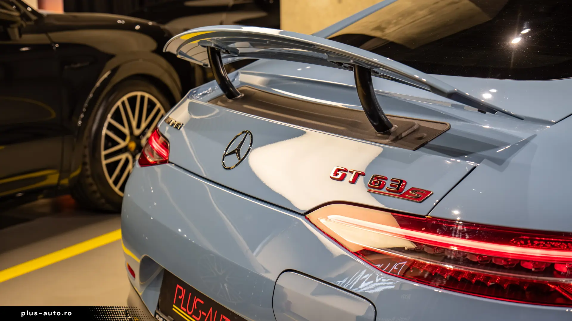 Mercedes-Benz AMG GT-S 63 SE PERFORMANCE