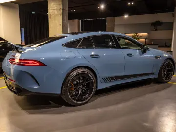 Mercedes-Benz AMG GT-S 63 SE PERFORMANCE