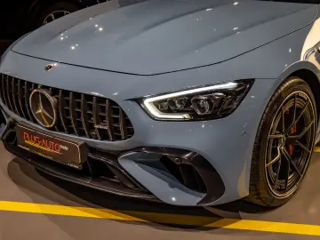 Mercedes-Benz AMG GT-S 63 SE PERFORMANCE
