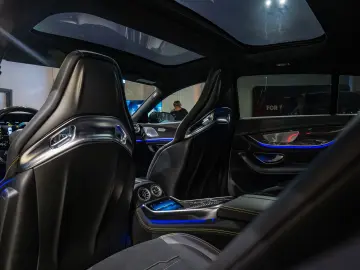 Mercedes-Benz AMG GT-S 63 SE PERFORMANCE