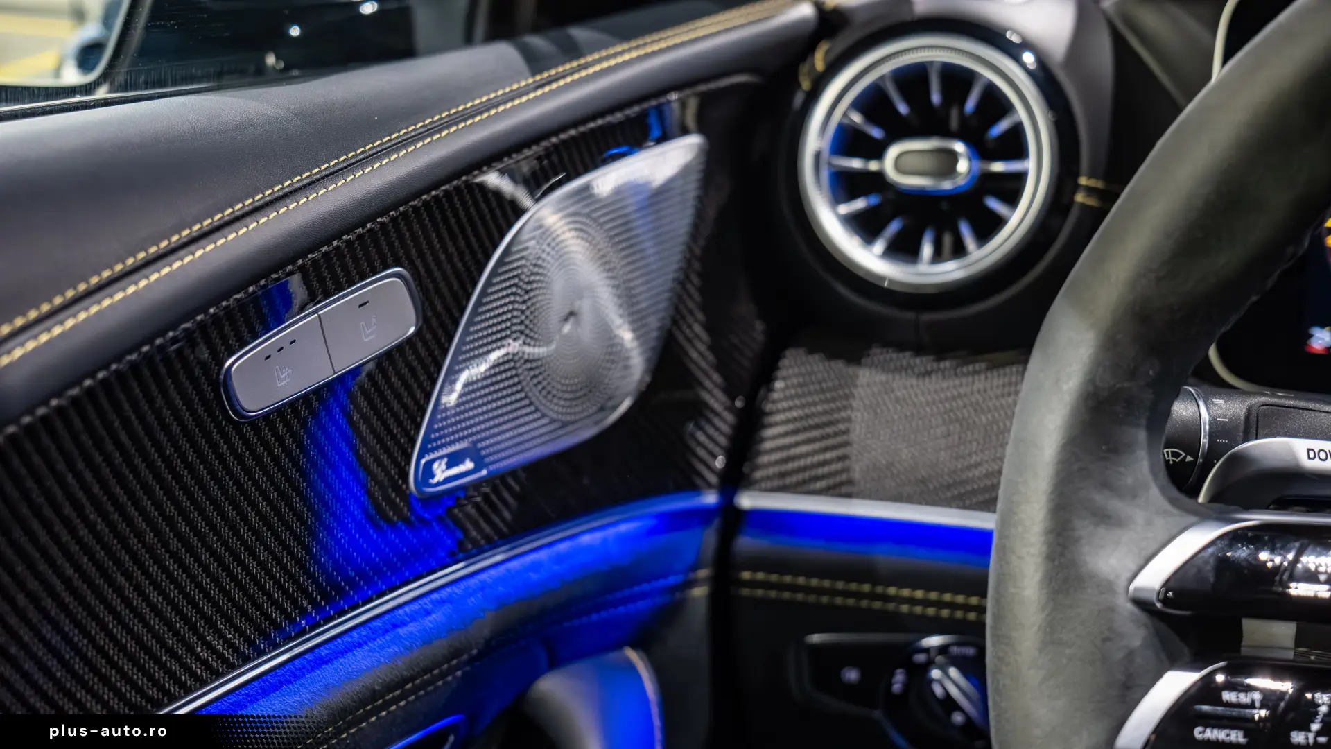 Mercedes-Benz AMG GT-S 63 SE PERFORMANCE