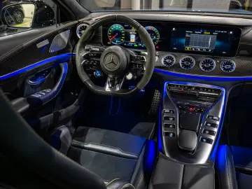 Mercedes-Benz AMG GT-S 63 SE PERFORMANCE