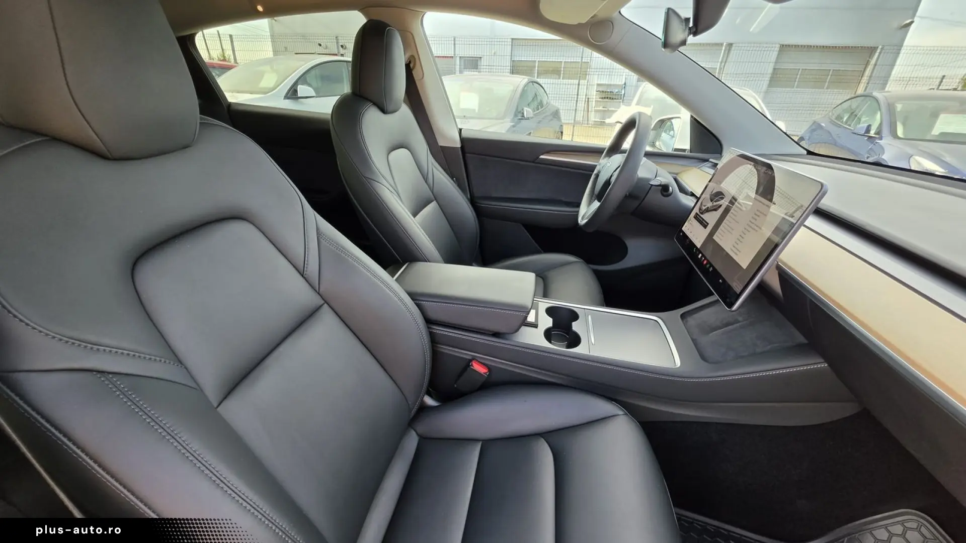 TESLA MODEL Y Max Range Dual AWD