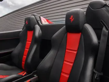 Ferrari 458 Italia Spider - LIVRARE RAPIDA!