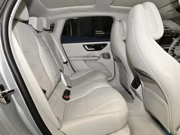Mercedes-Benz EQE 43 AMG 4M Premium  Hyperscr PANO HUD