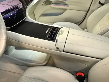 Mercedes-Benz EQE 43 AMG 4M Premium  Hyperscr PANO HUD