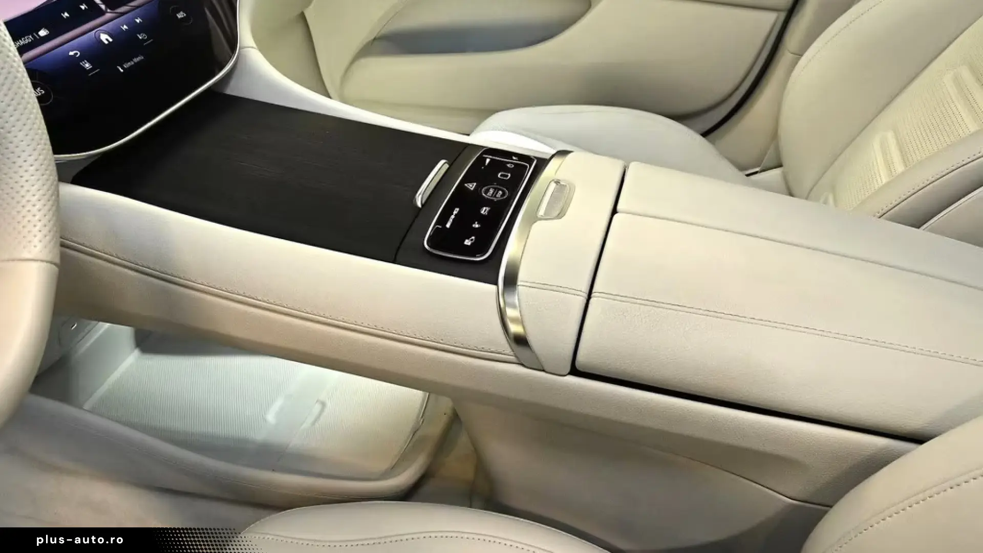Mercedes-Benz EQE 43 AMG 4M Premium  Hyperscr PANO HUD