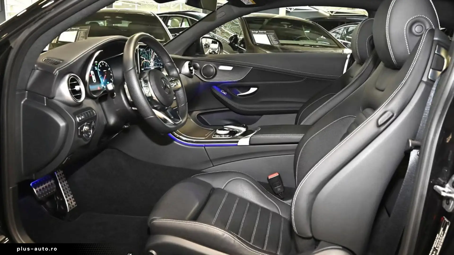 Mercedes-Benz C 300 Coupé AMG Sport NIGHT ACC PANO