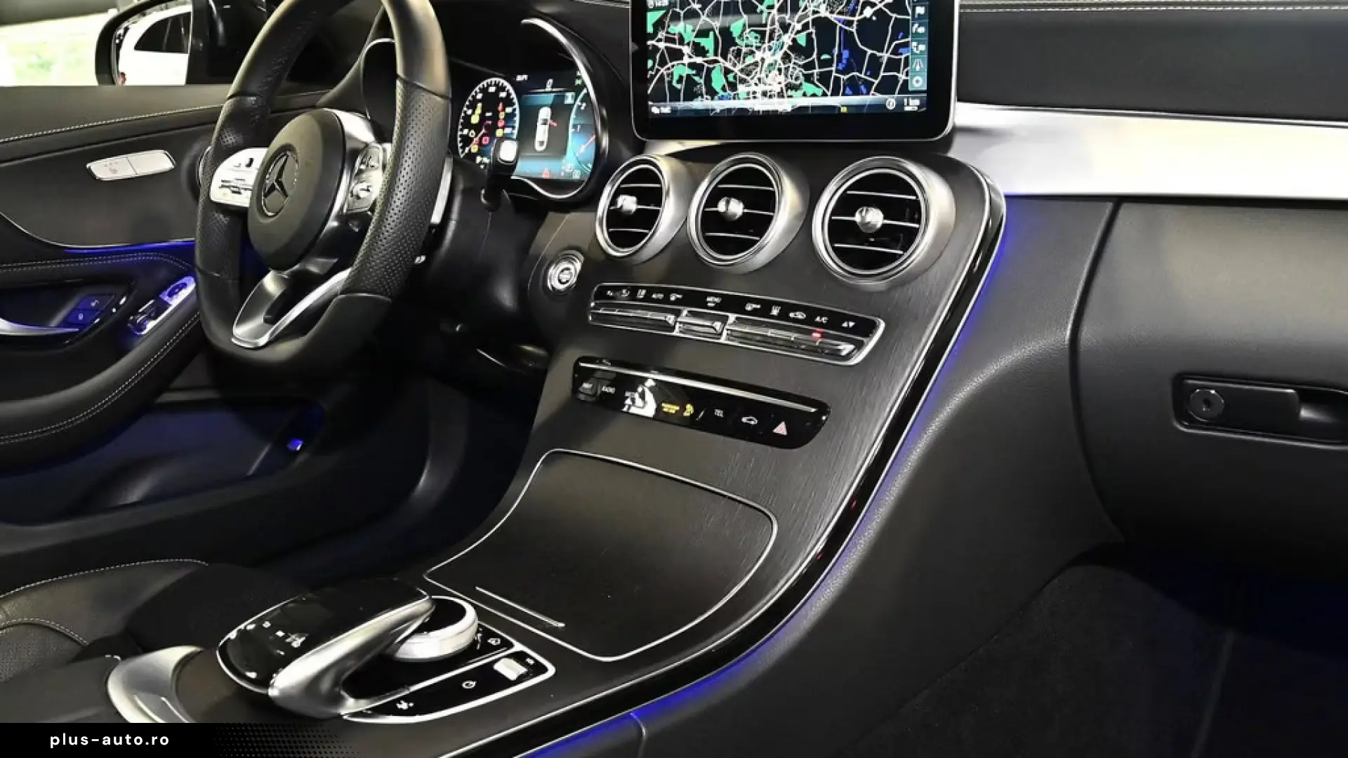 Mercedes-Benz C 300 Coupé AMG Sport NIGHT ACC PANO