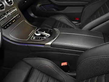 Mercedes-Benz C 300 Coupé AMG Sport NIGHT ACC PANO