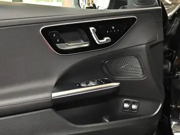 Mercedes-Benz C 300 e T Avantgarde Premium LED 360