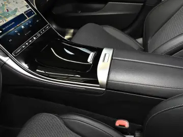 Mercedes-Benz C 300 e T Avantgarde Premium LED 360