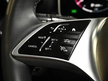 Mercedes-Benz C 300 e T Avantgarde Premium LED 360