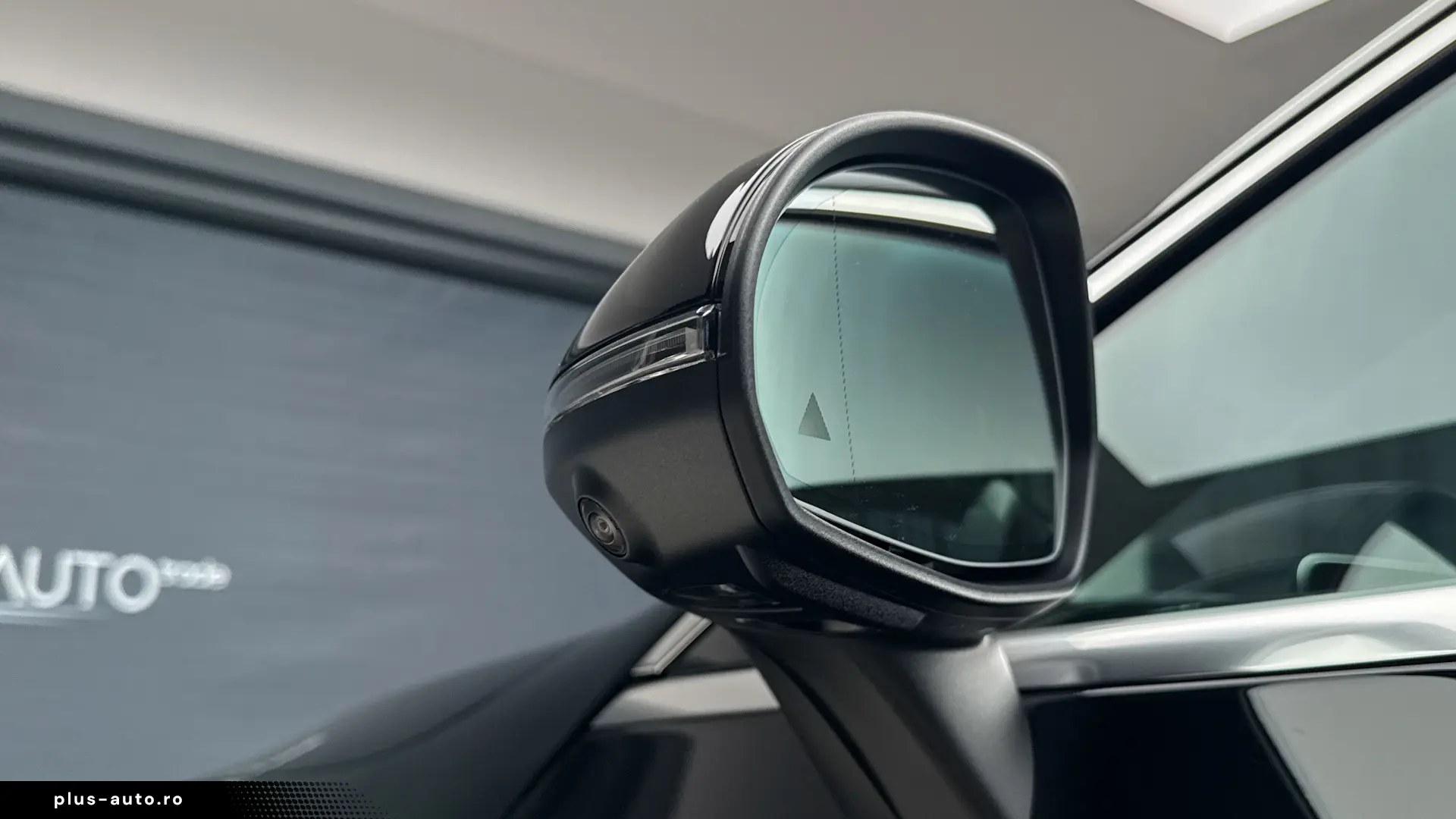 MERCEDES-BENZ CLE 2025 — imagine 10