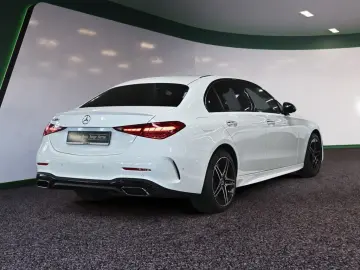 Mercedes-Benz C 300 e AMG Sport Premium LED Kamera Keyless