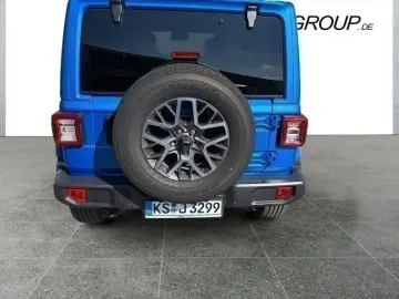 JEEP Wrangler Sahara 2.0l T-GDI 200 kW (272 PS) 4x4 A