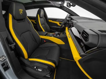 Lamborghini Urus SE Selezione Garantie 05.2028
