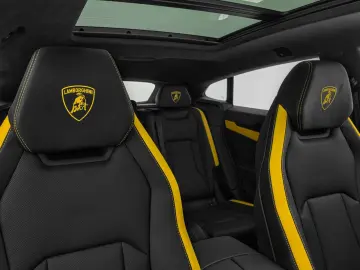 Lamborghini Urus SE Selezione Garantie 05.2028