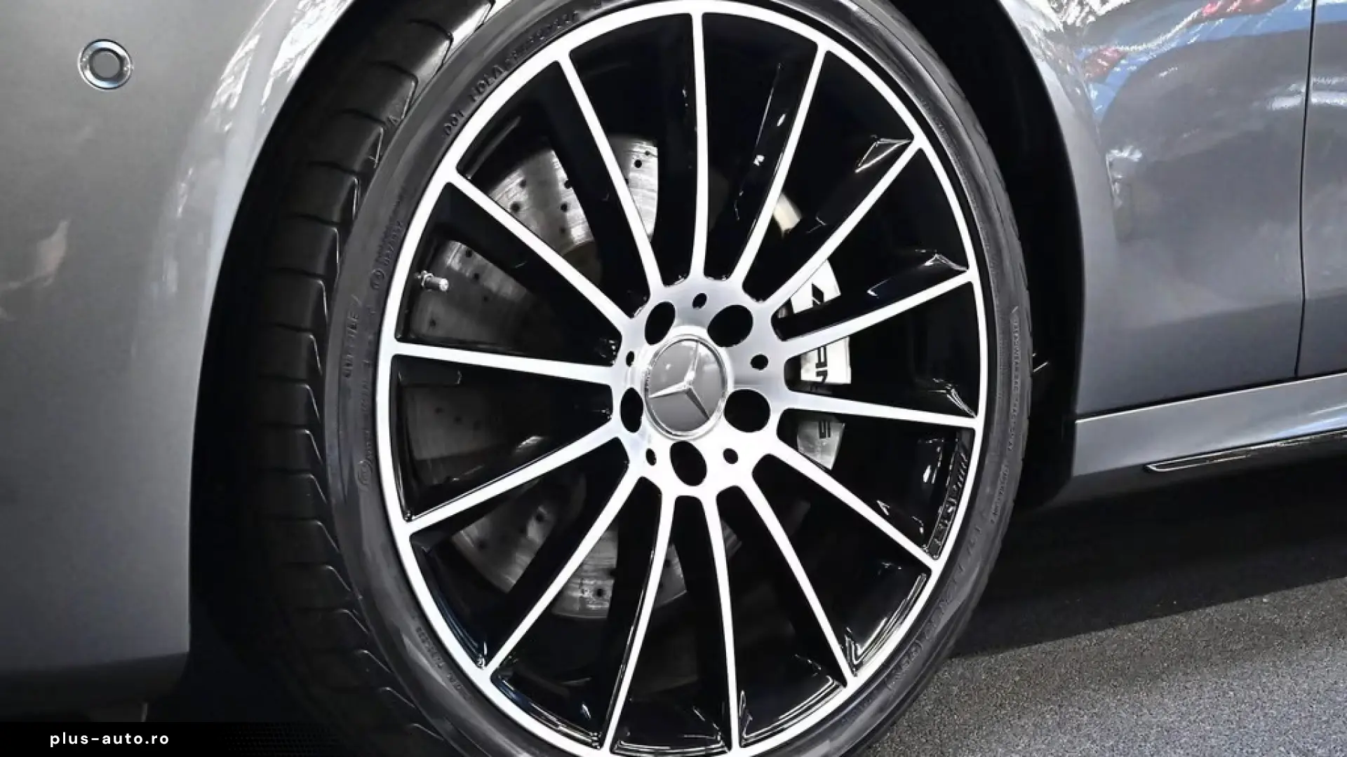 Mercedes-Benz E 53 AMG 4M  Vmax NIGHT PANO