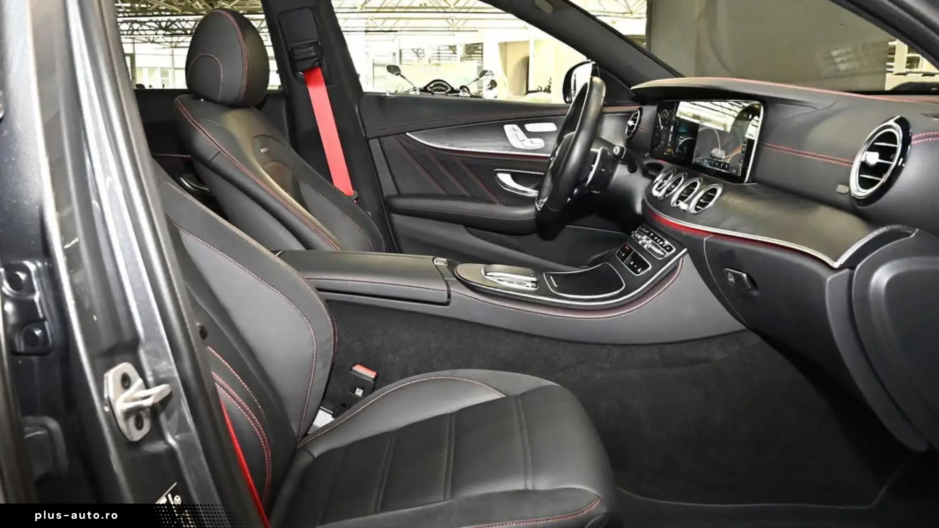 Mercedes-Benz E 53 AMG 4M  Vmax NIGHT PANO