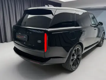 Land Rover Range Rover Autobiography 4.4 - 530 cp - 7 locuri