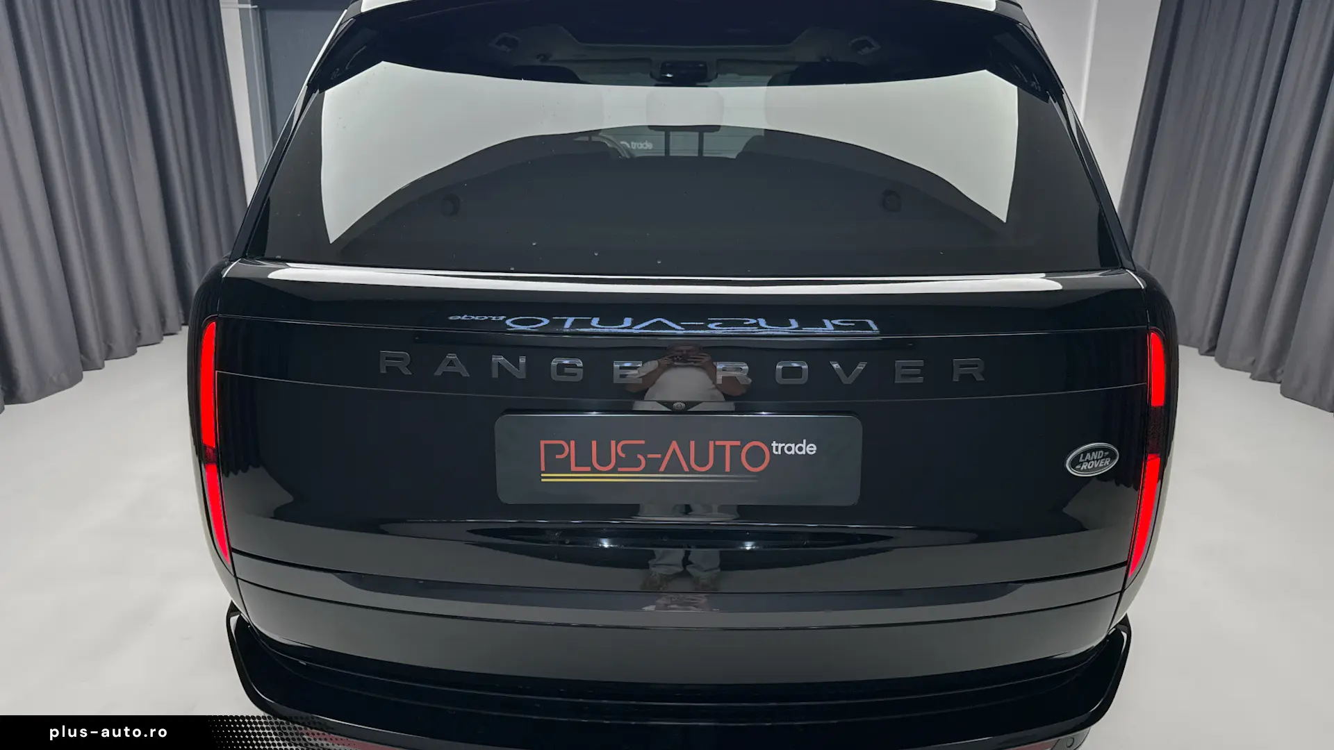 Land Rover Range Rover Autobiography 4.4 - 530 cp - 7 locuri