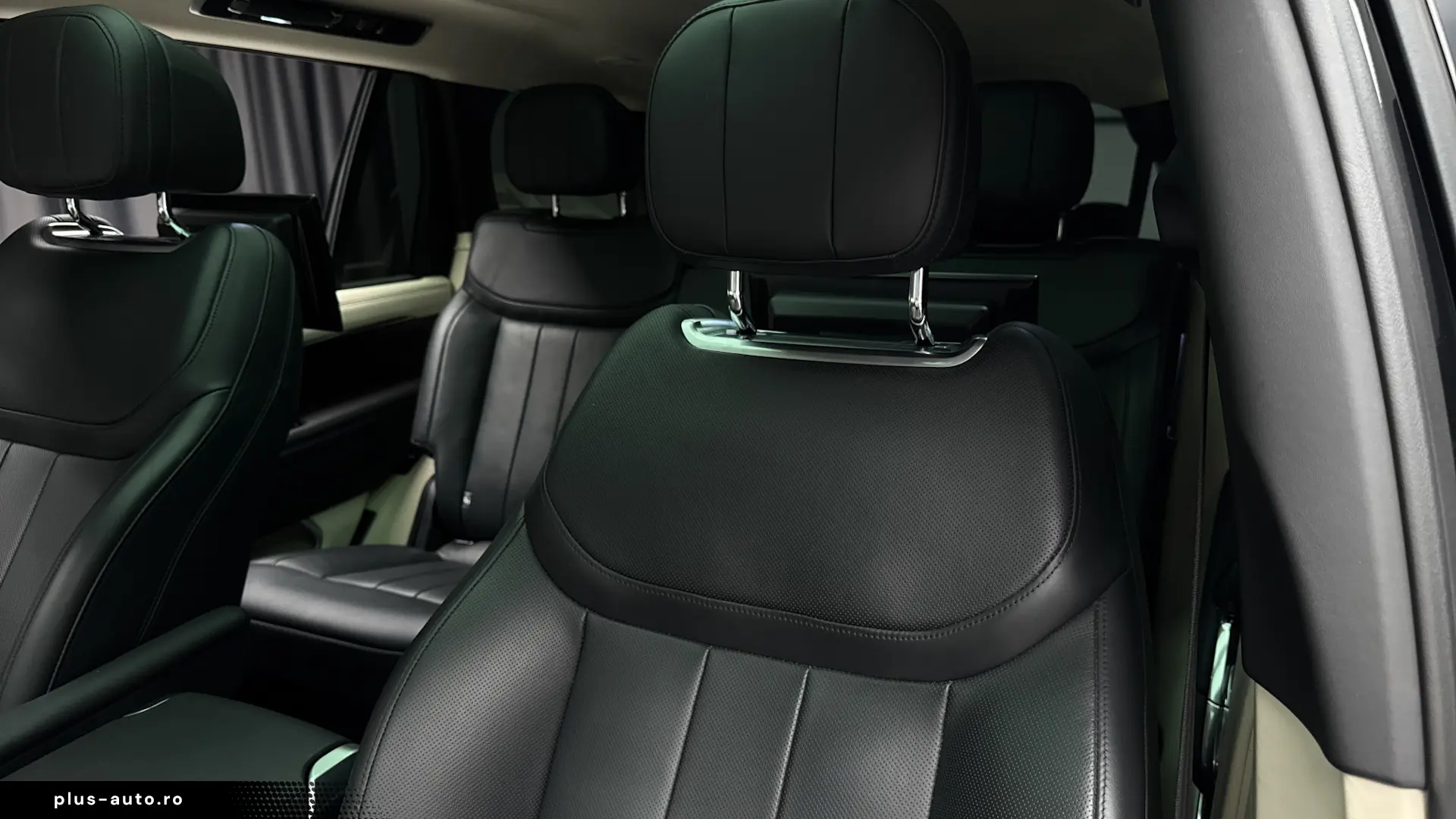 Land Rover Range Rover Autobiography 4.4 - 530 cp - 7 locuri