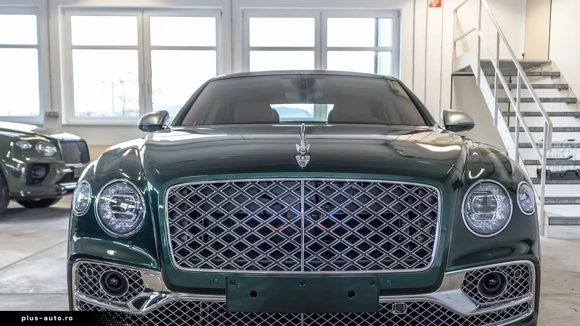 Bentley Continental Flying Spur_Mulliner_V8