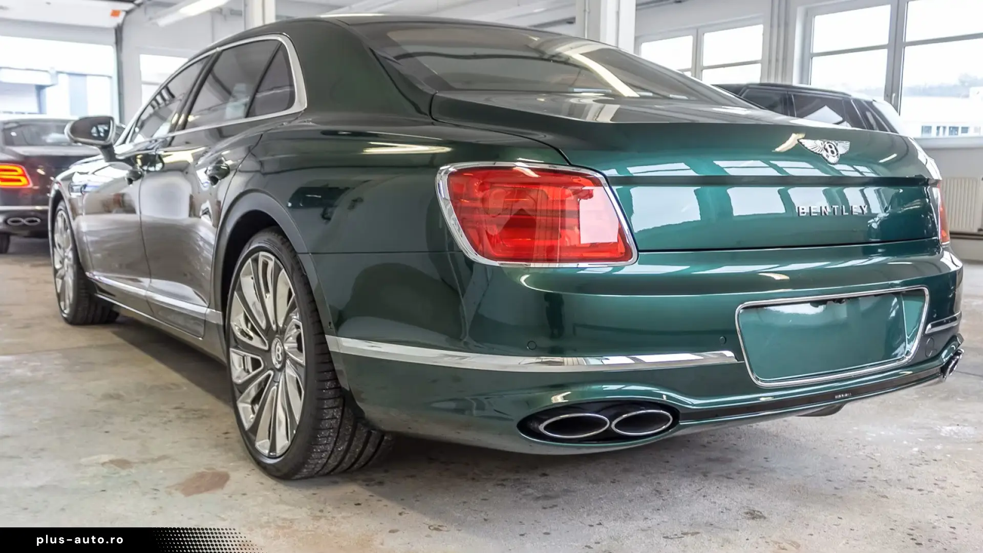 Bentley Continental Flying Spur_Mulliner_V8