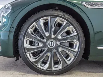 Bentley Continental Flying Spur_Mulliner_V8