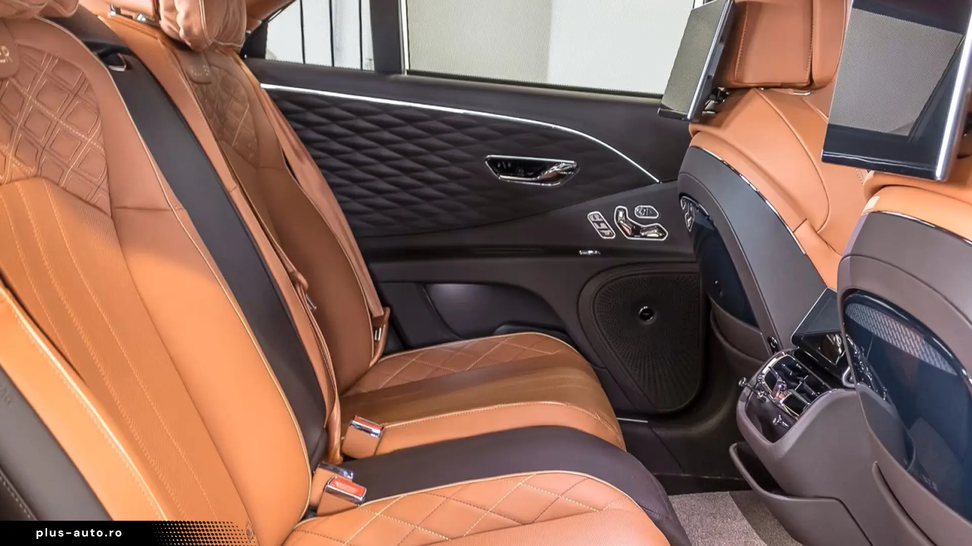 Bentley Continental Flying Spur_Mulliner_V8