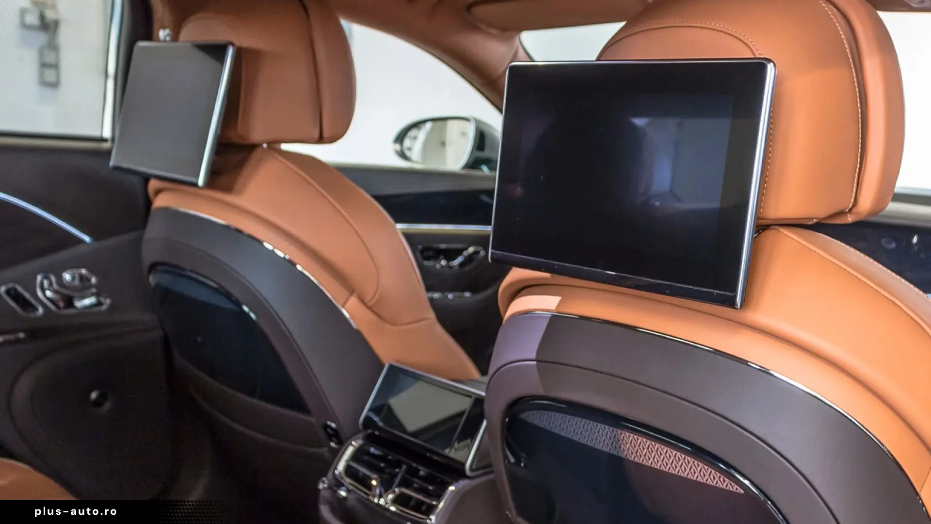 Bentley Continental Flying Spur_Mulliner_V8