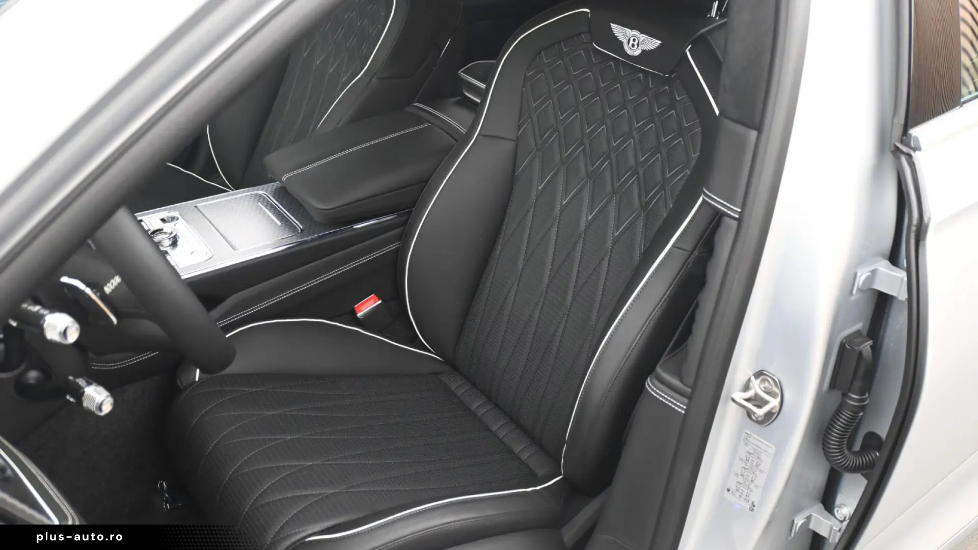 Bentley Continental Flying Spur_Azure