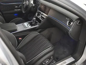 Bentley Continental Flying Spur_Azure