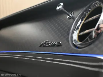 Bentley Continental Flying Spur_Azure