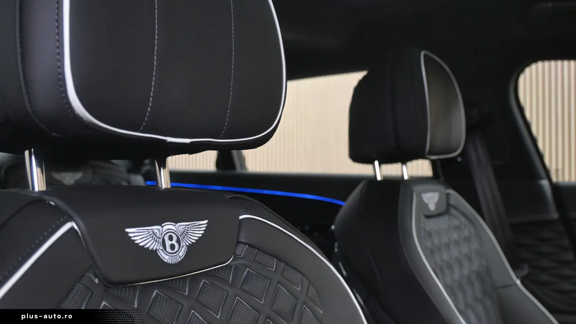 Bentley Continental Flying Spur_Azure