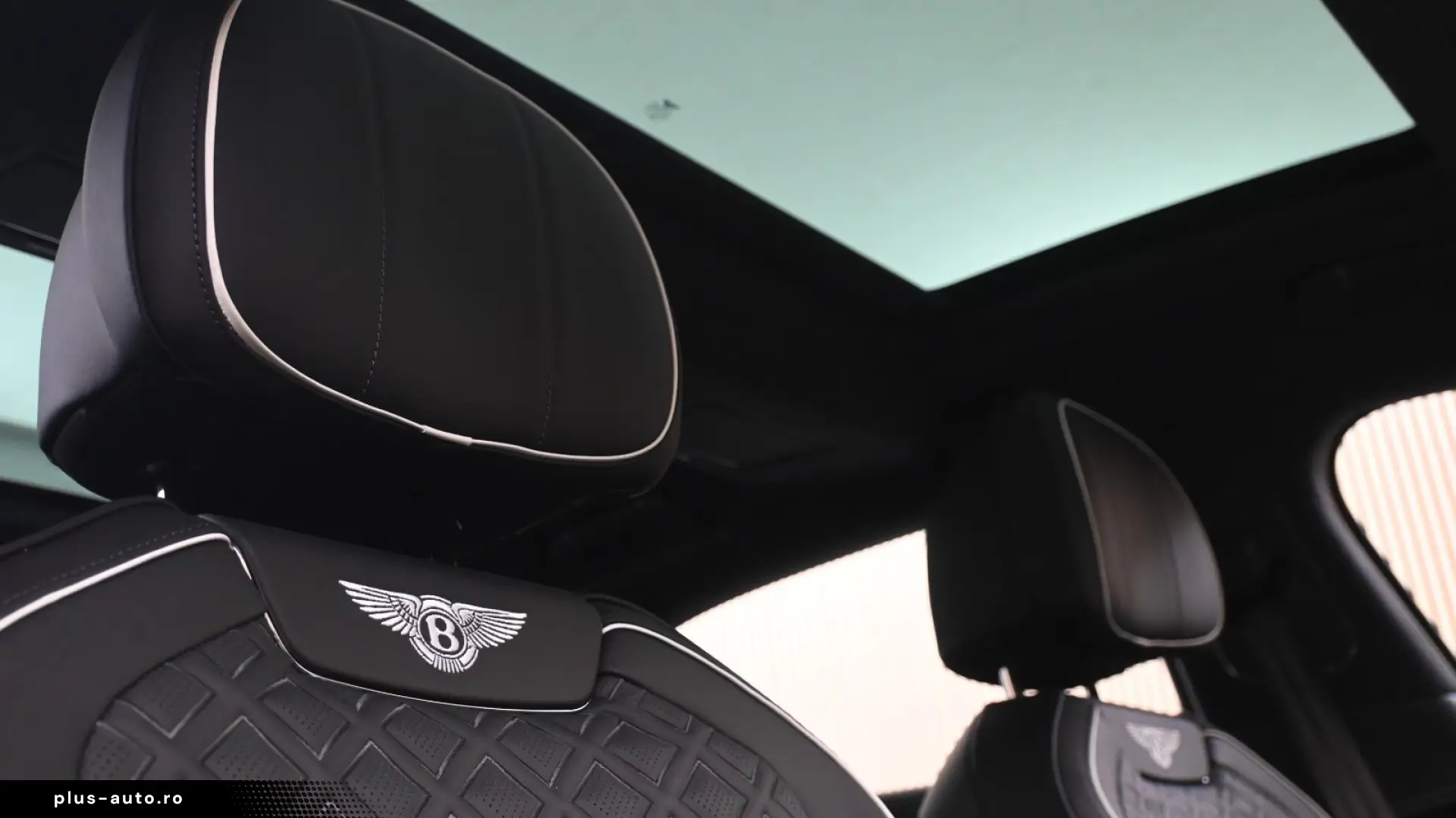 Bentley Continental Flying Spur_Azure