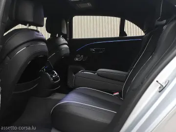 Bentley Continental Flying Spur_Azure