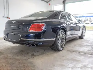 Bentley Continental Flying Spur