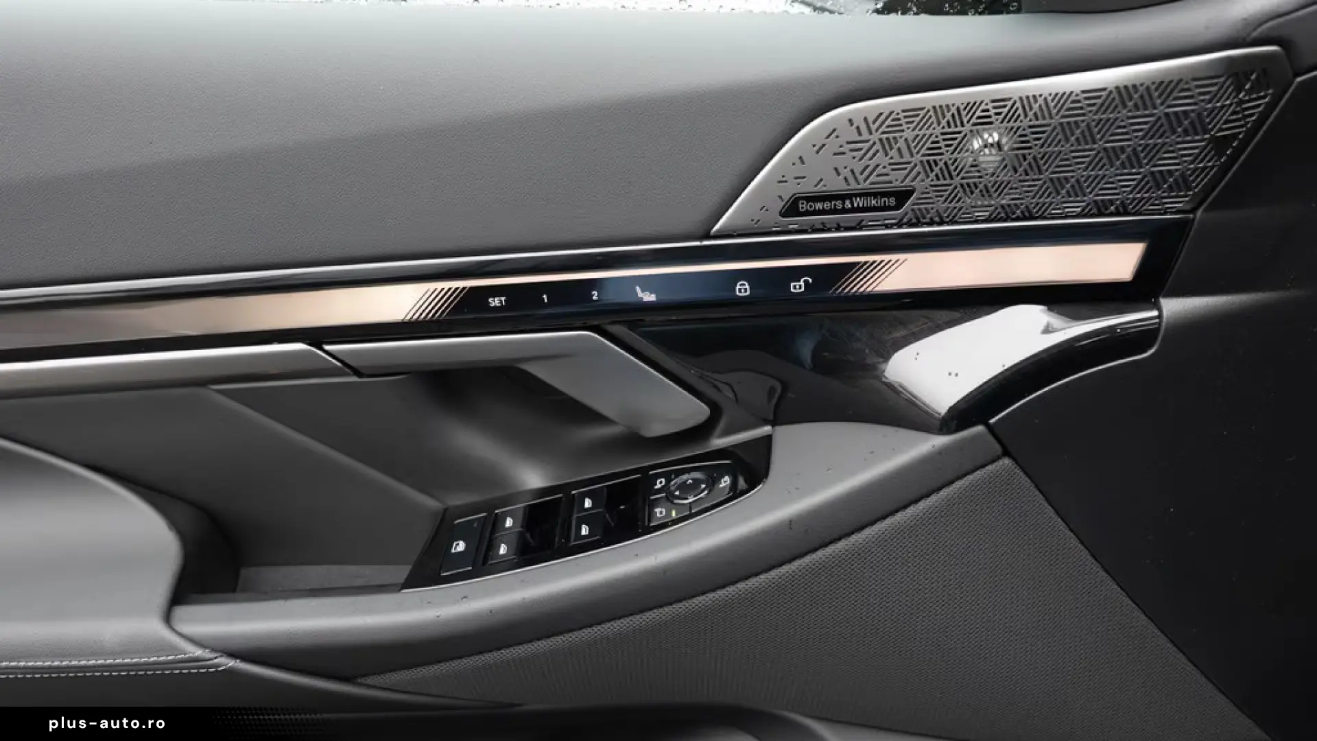 BMW 530e xDrive M Sport Pro_360_Pano_HUD_ACC