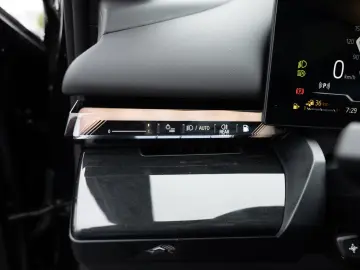 BMW 530e xDrive M Sport Pro_360_Pano_HUD_ACC